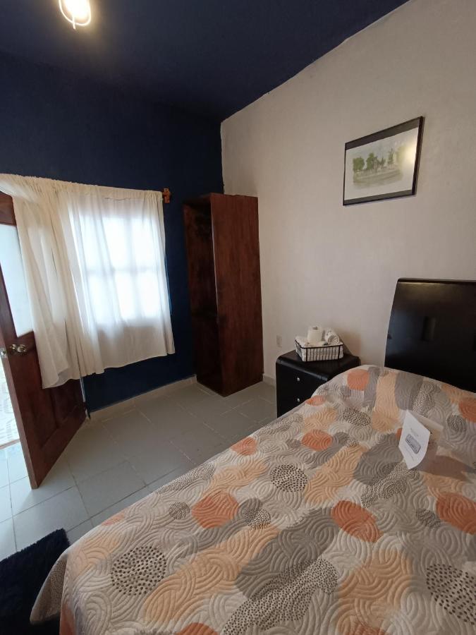 Casa Petirrojo - Habitaciones En Pátzcuaro Eksteriør billede
